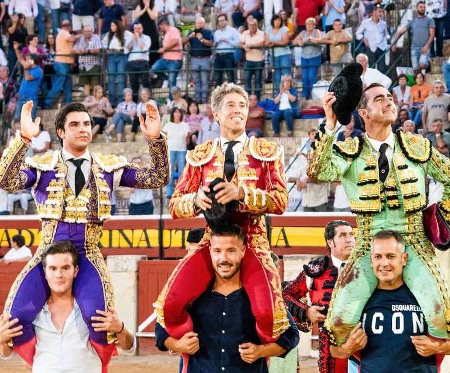 Colombo, Escribano y El Fandi en Utiel 2025